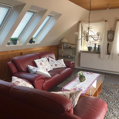 Wohlfuehlen In Gepflegter 70 Qm Oberwohnung Marienhafe エクステリア 写真